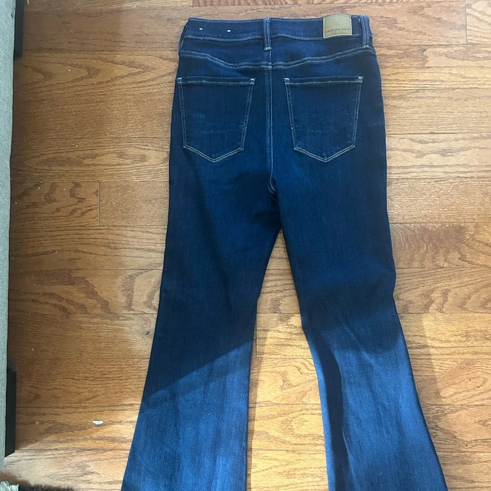 American Eagle Next Level Stretch Super Hi Rise Flare Jeans 4R - Picture 8 of 12